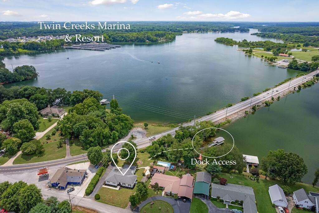 Lake Home, Dock, Fire Pit, Hot Tub, Game Room, Etc Winchester Eksteriør bilde